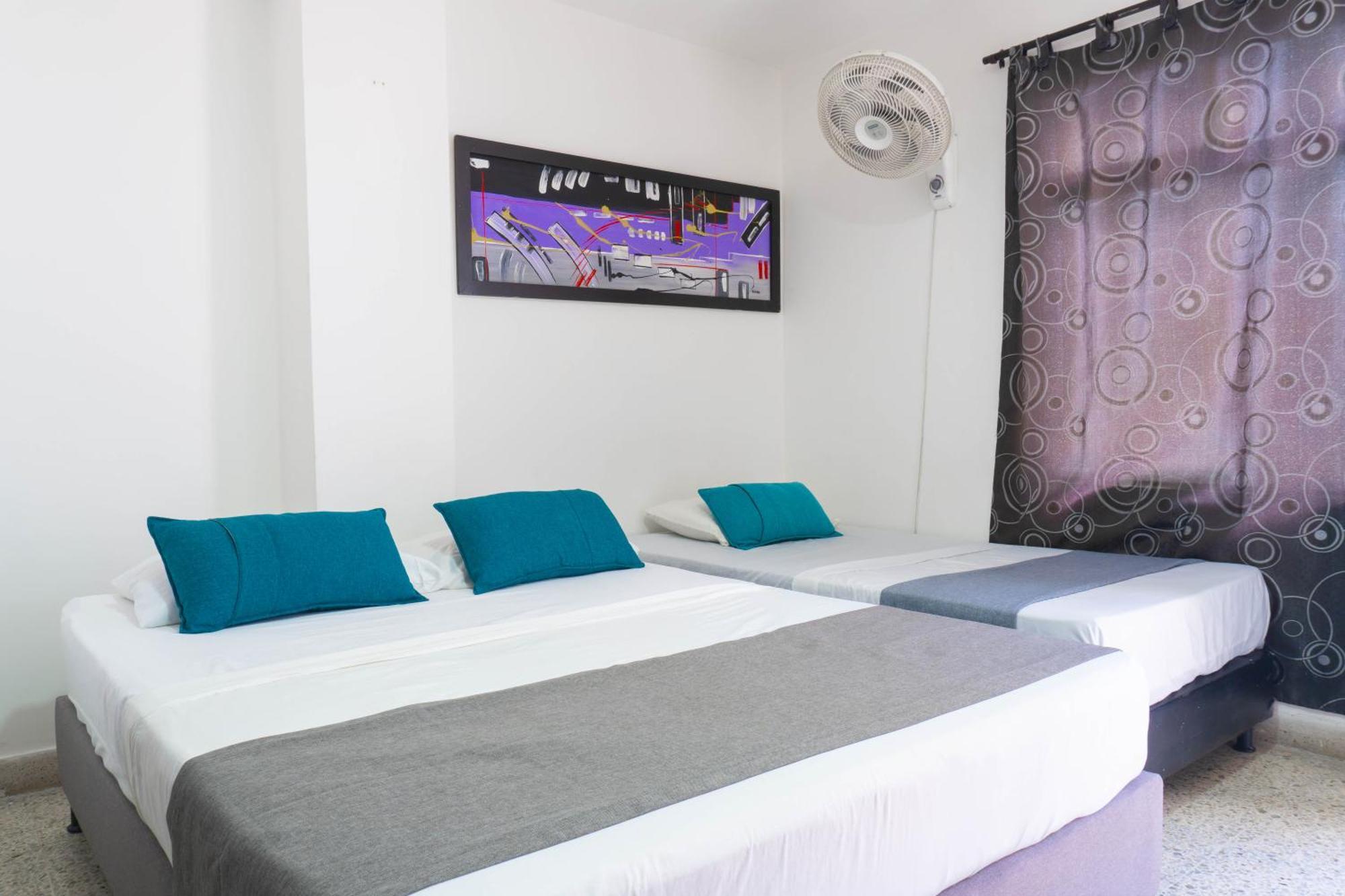 Hotel Jc 43 Меделин Екстериор снимка