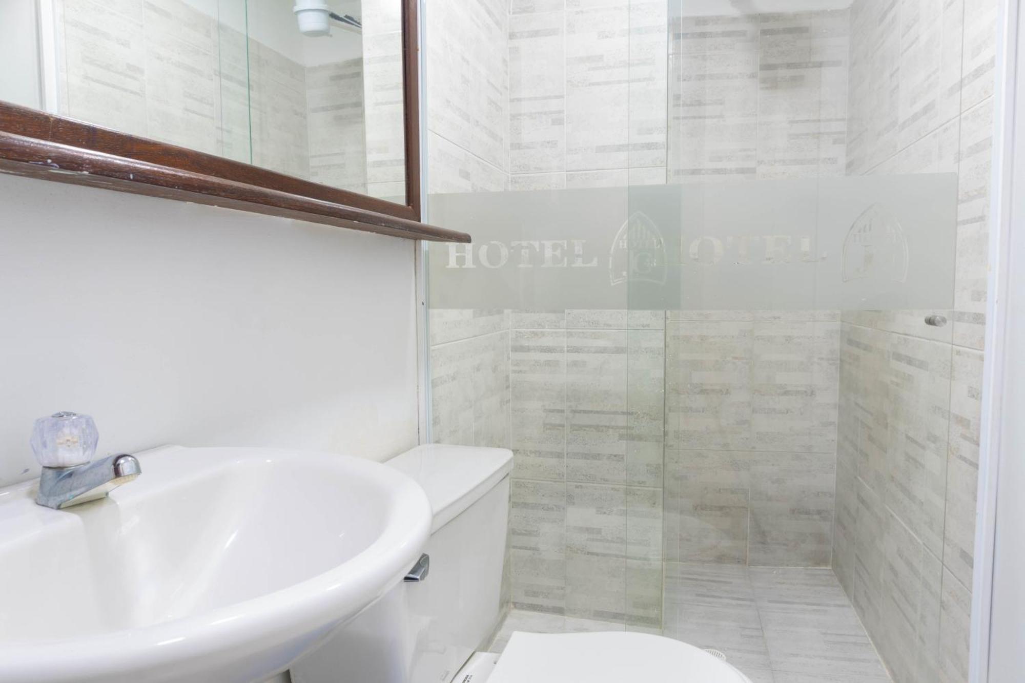 Hotel Jc 43 Меделин Екстериор снимка