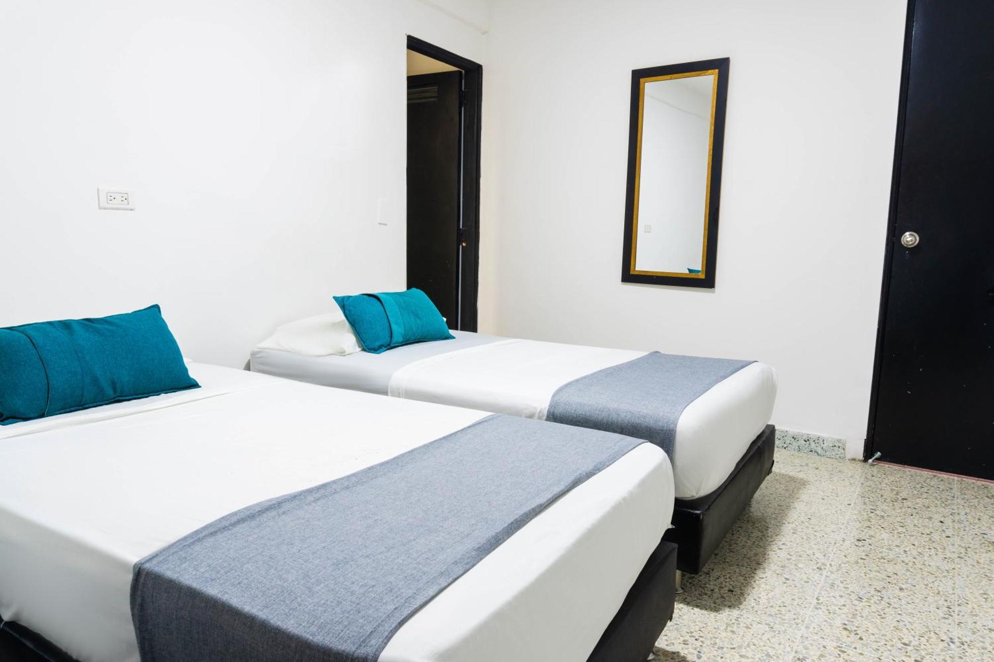 Hotel Jc 43 Меделин Екстериор снимка