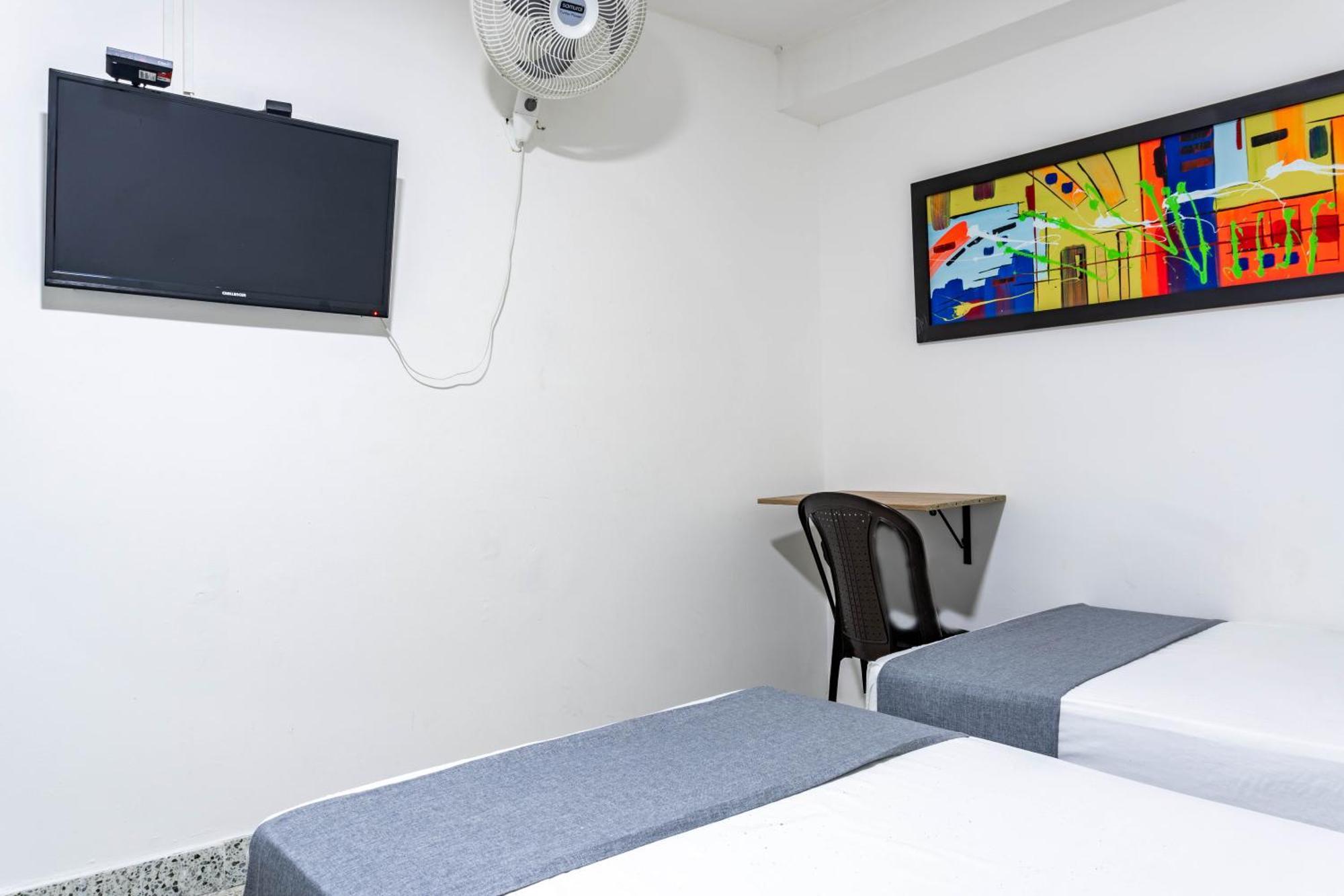 Hotel Jc 43 Меделин Екстериор снимка