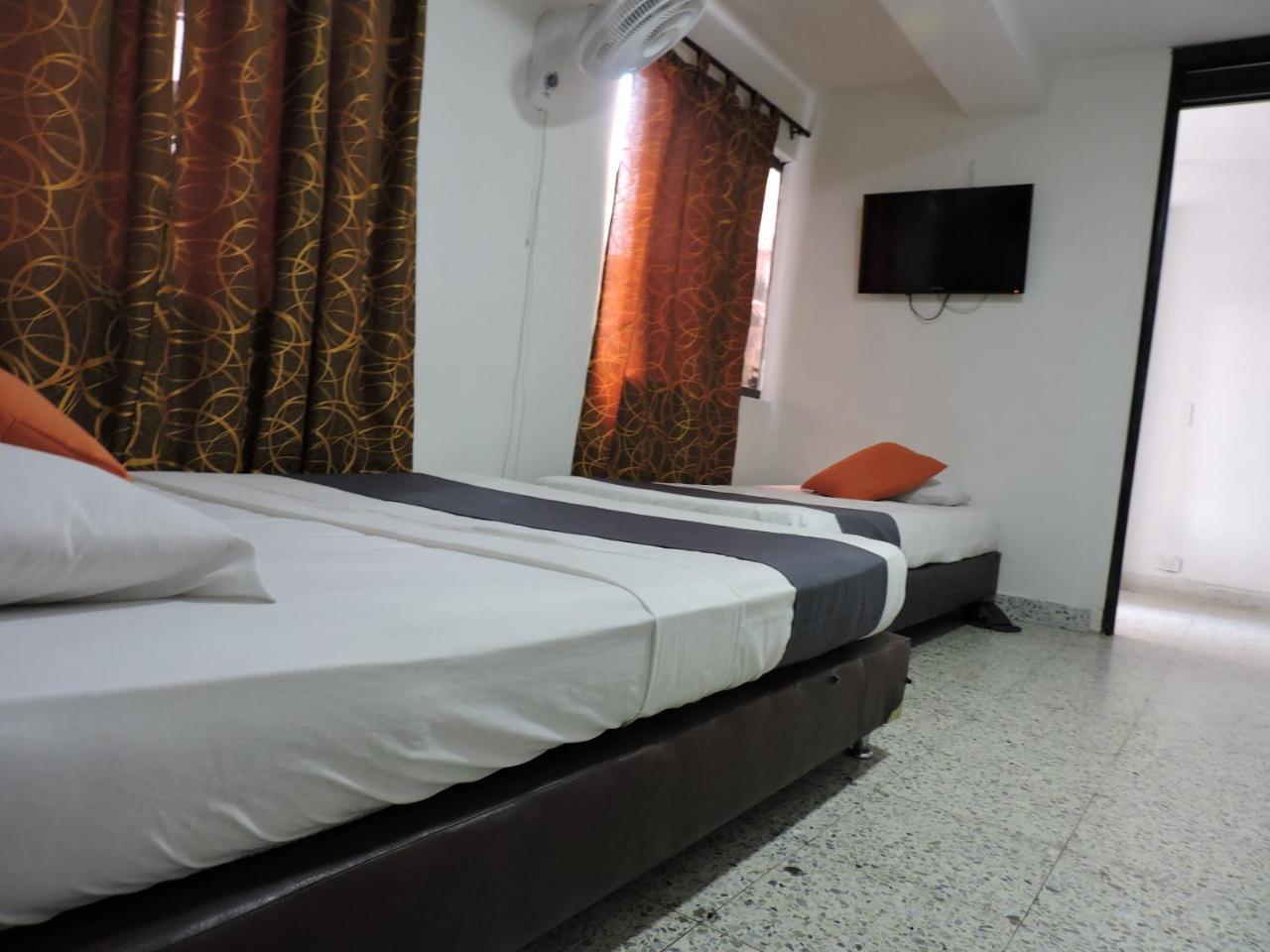 Hotel Jc 43 Меделин Екстериор снимка