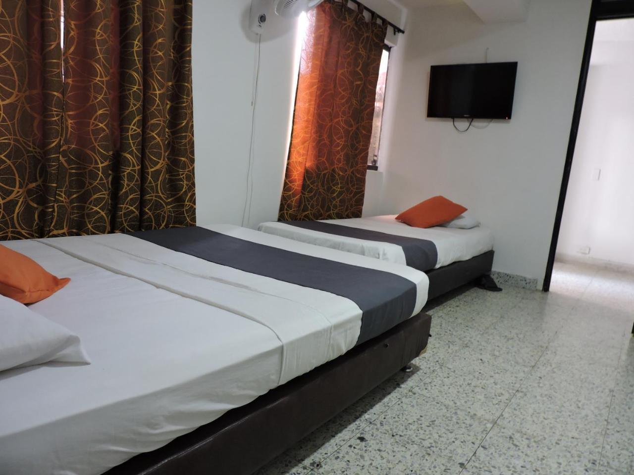 Hotel Jc 43 Меделин Екстериор снимка