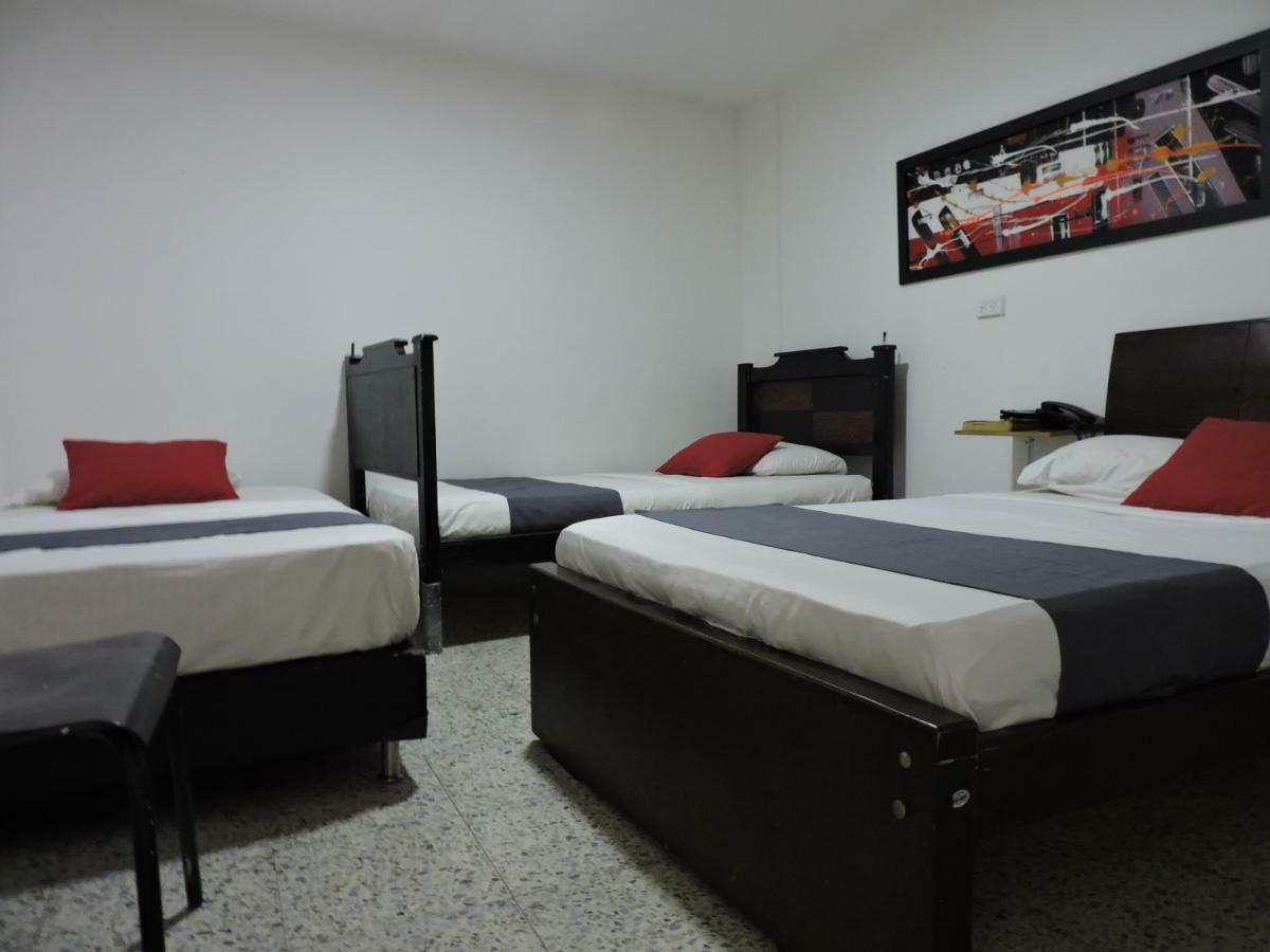 Hotel Jc 43 Меделин Екстериор снимка