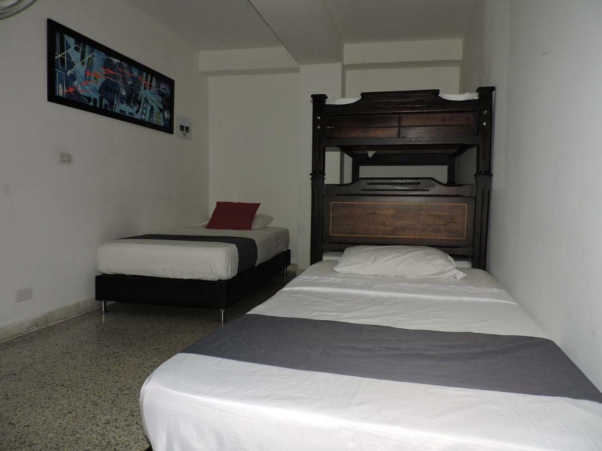 Hotel Jc 43 Меделин Екстериор снимка