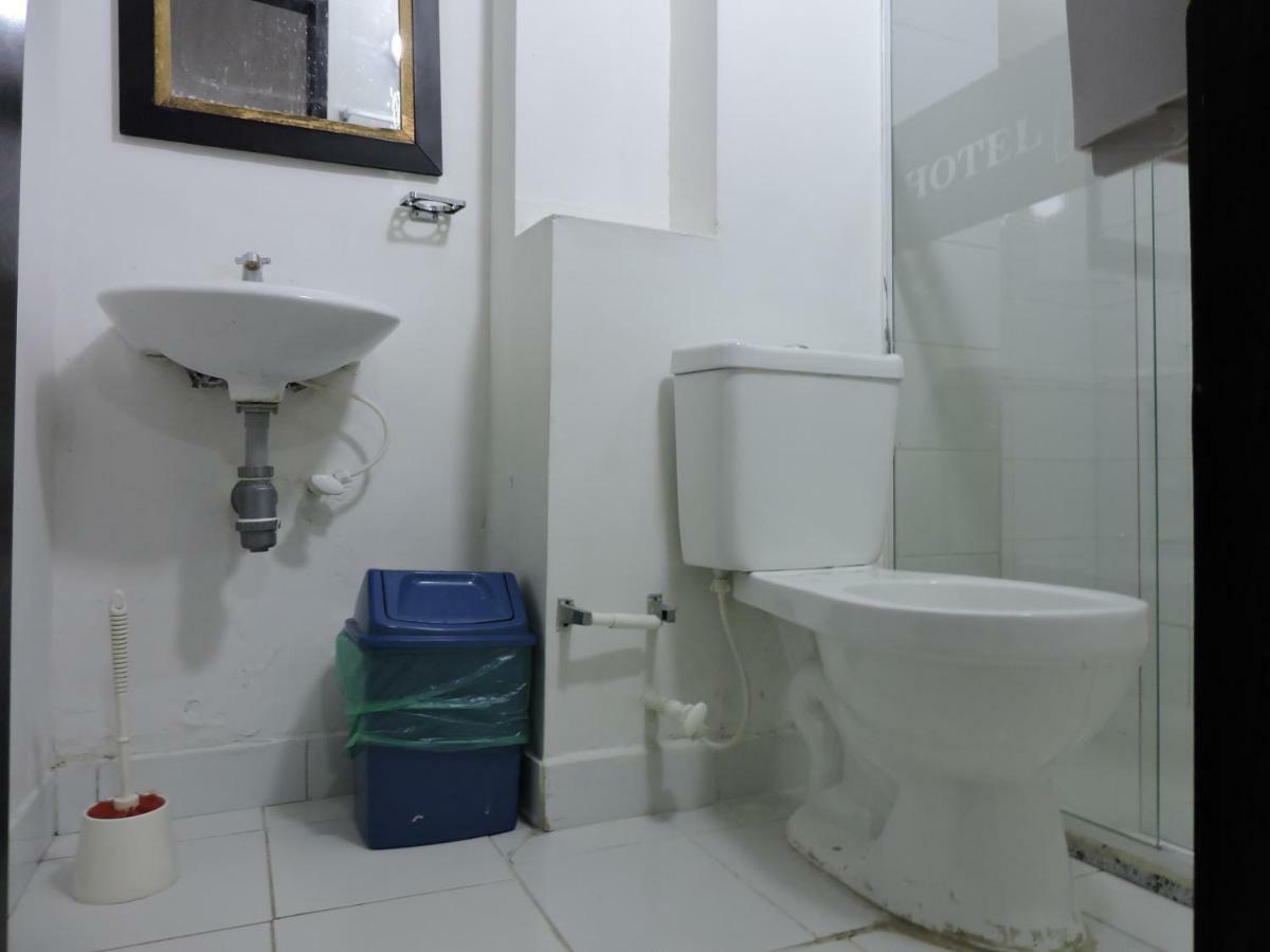 Hotel Jc 43 Меделин Екстериор снимка